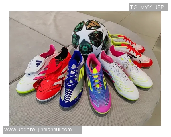 探索micoach阿迪达斯足球鞋的科技魅力与运动表现提升的完美结合 探索micoach阿迪达斯足球鞋的科技魅力与运动表现提升的完美结合